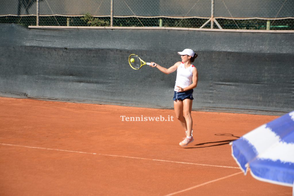 Beatrice Zucca (incontro A2 F TC Cagliari- T Foligno del 01.11.2022) credit Tennisweb.it