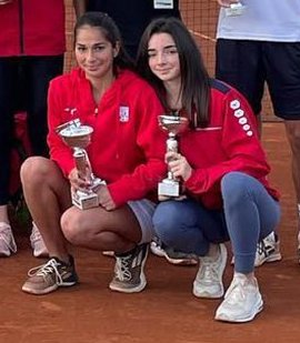 Barbara e Marcella Dessolis ai Campionati Sardi Assoluti 2022 tennis TC Cagliari