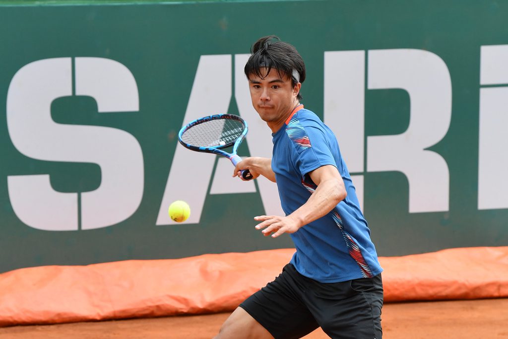 Daniel Taro al Tc Cagliari per il Challenger ATP 175 (credit: Foto Francesco Panunzio) 02.05.2023