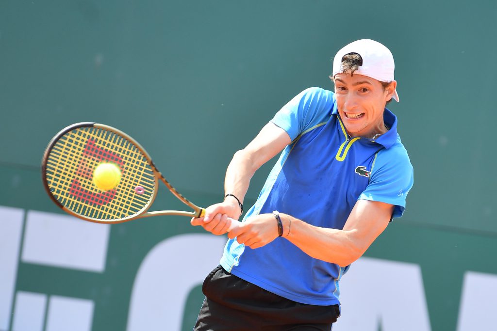 Ugo Humbert (FRA) al Tc Cagliari per il Challenger ATP 175 (credit: Foto Francesco Panunzio) 05.05.2023