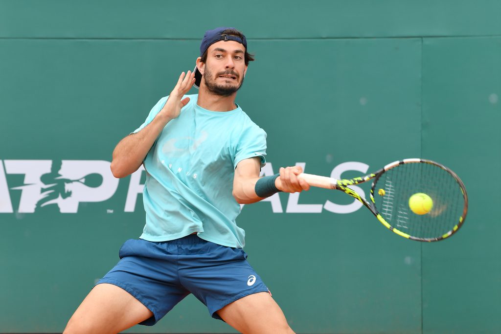 Giulio Zeppieri al Tc Cagliari per il Challenger ATP 175 (credit: Foto Francesco Panunzio) 30.04.2023