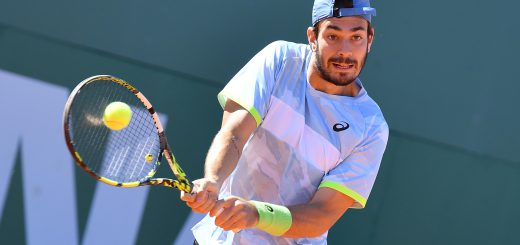 Giulio Zeppieri al Tc Cagliari per il Challenger ATP 175 (credit: Foto Francesco Panunzio) 04.05.2023