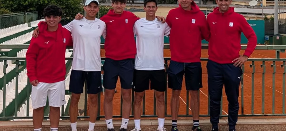 La formazione di Serie B1 maschile del Tennis Club Cagliari, a segno contro il Circolo Tennis Brindisi